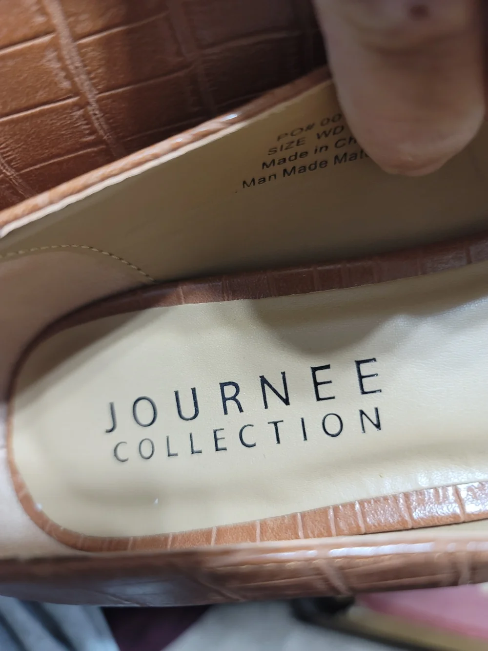 Journee Collection Monalee-WD Faux Croc Pumps Brown 8.5 WD NIB